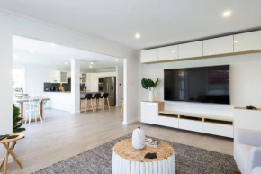 Beach Retreat, Merewether